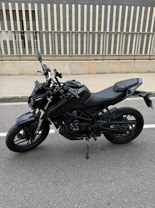Voge 125r Negra - 5000 km