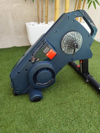 Rodillo Elite Smart Fluid sin apenas uso
