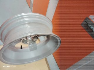 Llanta de aleación Peugeot 16"