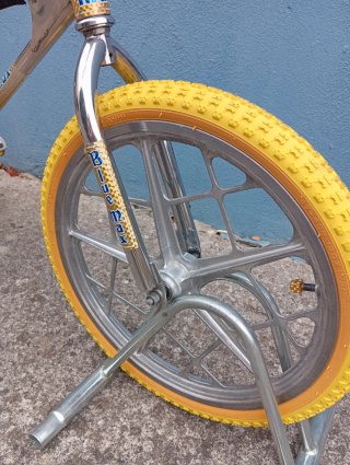 Bmx Blue Max Cromada Amarilla