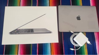 MacBook Pro 13 2020 16GB i7
