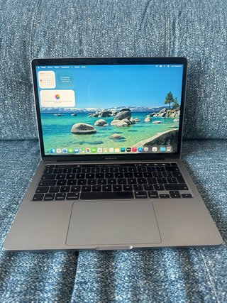 MacBook Pro 13 2020 16GB i7