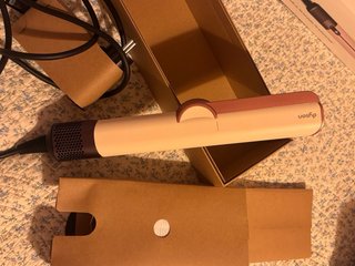 Piastra per capelli Dyson Airstrait Rosa