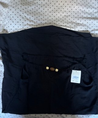 Vestido negro talla U con cuentas