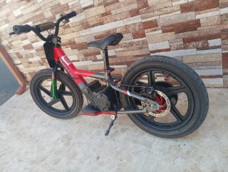Bicicleta eléctrica infantil SEDNA MX13