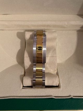 Reloj de pulsera dorado y verde Automatico