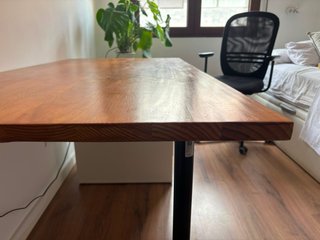 Mesa de estudio con cajonera