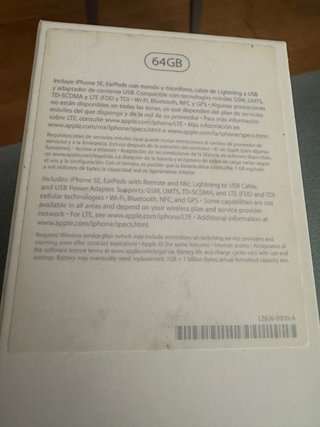 iPhone SE 1ª generación 64 GB + caja + EarPods