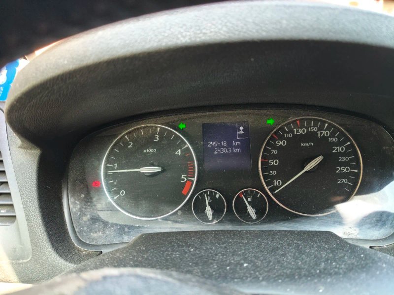 Renault Laguna 2010 - foto 1
