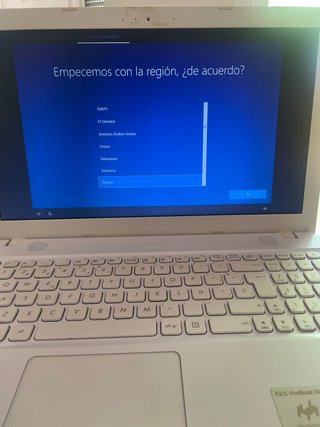 Portátil Asus Blanco