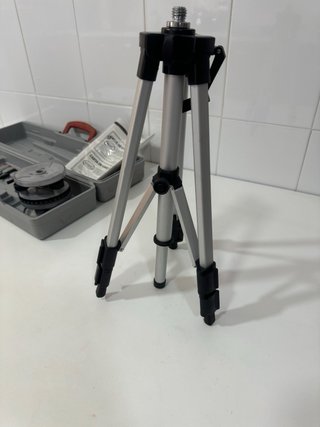Nivel Láser Brüder Mannesmann 81125 +Trípode NUEVO