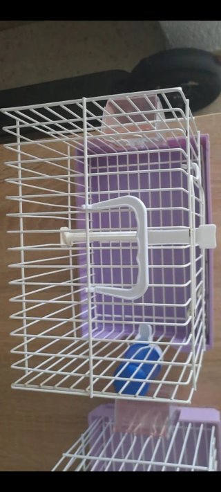 Jaula para pájaros Pedros morada y blanca