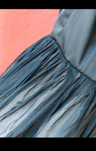 Vestido Naf Naf tul negro talla 42