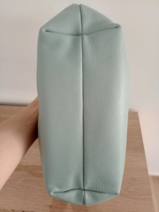Bolso de piel nuevo