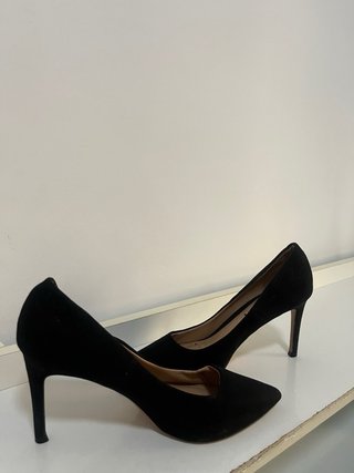 Tacones negros de tela