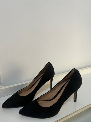 Tacones negros de tela