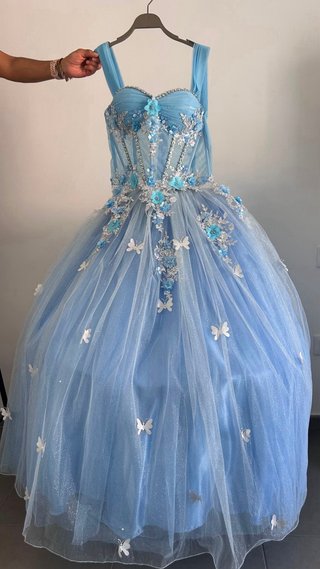 Vestido Quinceañera Celeste Ajustable (S / M)