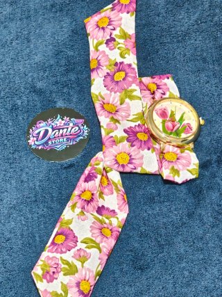 Reloj Brazalete Floral Dorado