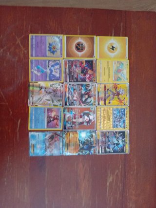Cartas Pokémon Variadas
