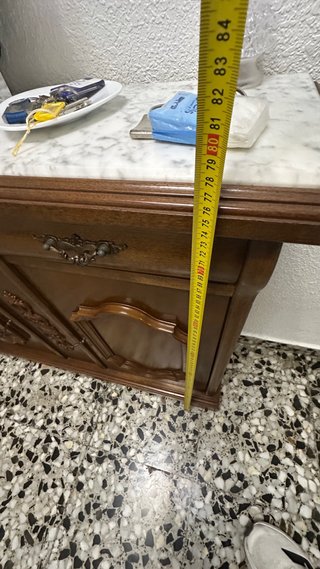 Mueble recibidor y 2 sillas (regalo lamp y florero