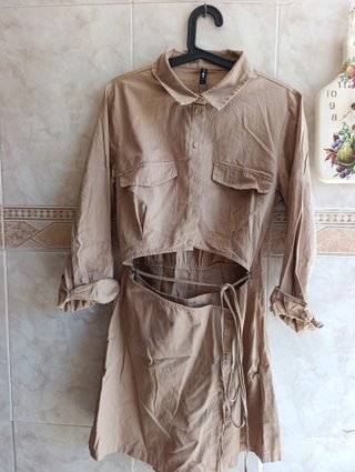 Traje de dos piezas beige