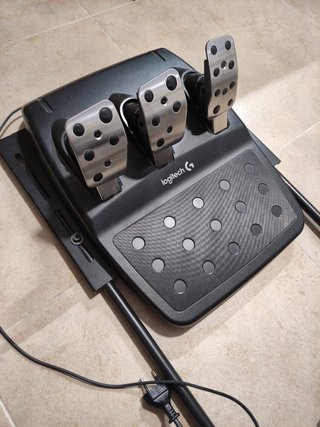 Volante Logitech G920 + pedales + asiento GAME RC