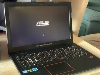 Portátil Gaming Asus Rog Strix 15