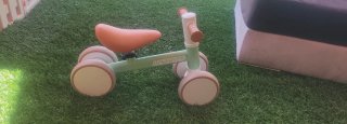Bicicleta de equilibrio para bebés