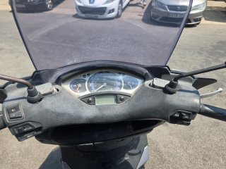 Yamaha XMAX 125 Maxi Scooter