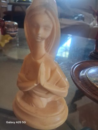 Lote religioso: Virgen Fátima y antigua