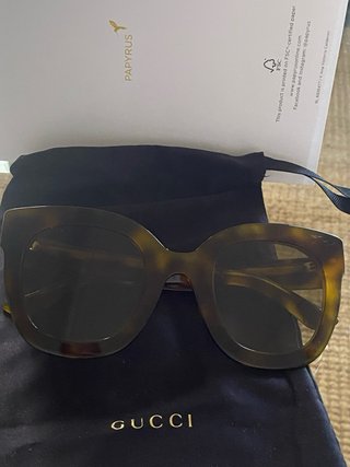 Gafas de sol Gucci Tortuga Estrellas casi nuevas