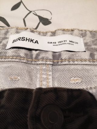 Pantalones Bershka grises