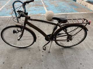 Bicicleta adulta con silla para niño