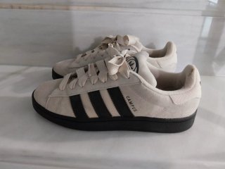 Zapatos Adidas Campus Beige y Negro