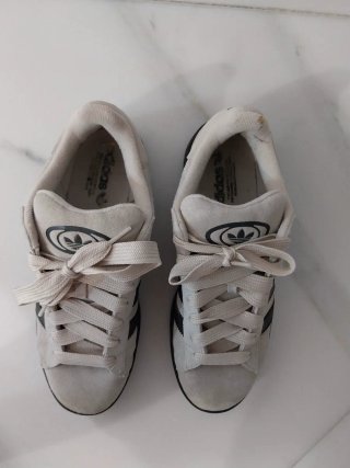 Zapatos Adidas Campus Beige y Negro