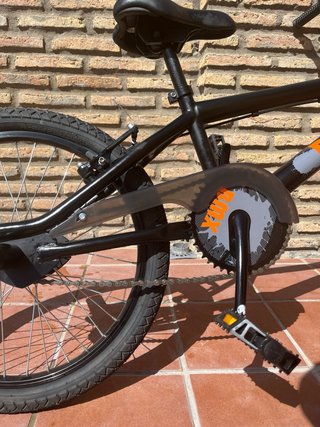 Bicicleta BMX 20” Negra y Naranja