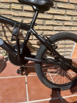 Bicicleta BMX 20” Negra y Naranja
