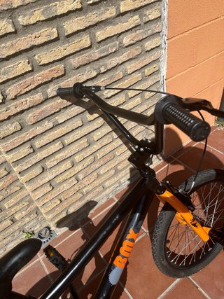 Bicicleta BMX 20” Negra y Naranja