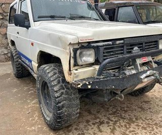 Piloto del izq nissan 48273 26125 g9801 patrol 2.8