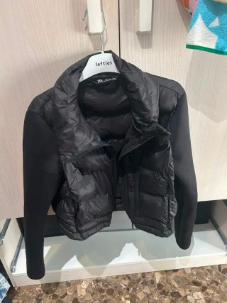 Chaqueta Zara acolchada negra