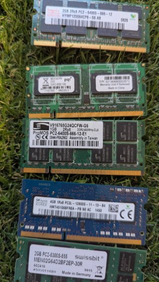 Lotes de Memória RAM DDR2 e DDR3