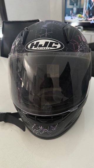 Casco HJC para niña 7-11 con diseño floral púrpura