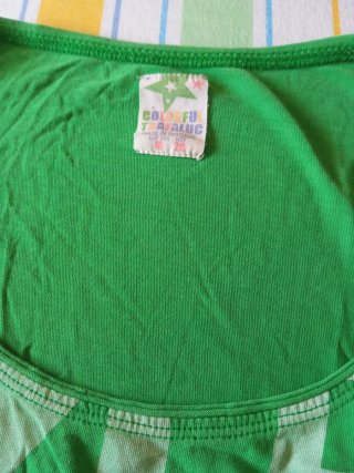 Blusa verde con estampado Love