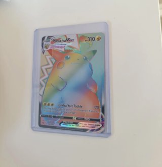 Pikachu VMAX Raimbow 188 Carta Pokémon Gigantamax