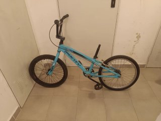 Bicicleta BMX Monty Azul