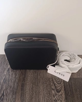 Bolso bandolera Guess negro