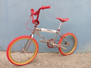 Bicicleta BMX YAMAHA BYZ 501