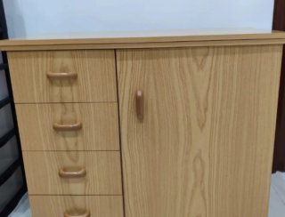 Máquina de coser Refrey eléctrica con mueble