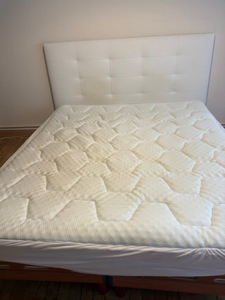 Colchón180x2 con topper y somier.Precio negociable