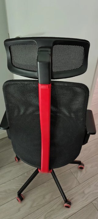 Conjunto escritorio: mesa, silla, monitor,etc